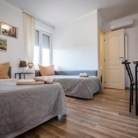 ゲストハウス ема Vetren Dol