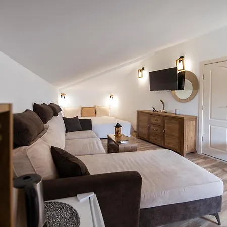 ема ゲストハウス