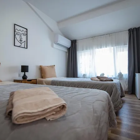 ема ゲストハウス 3*